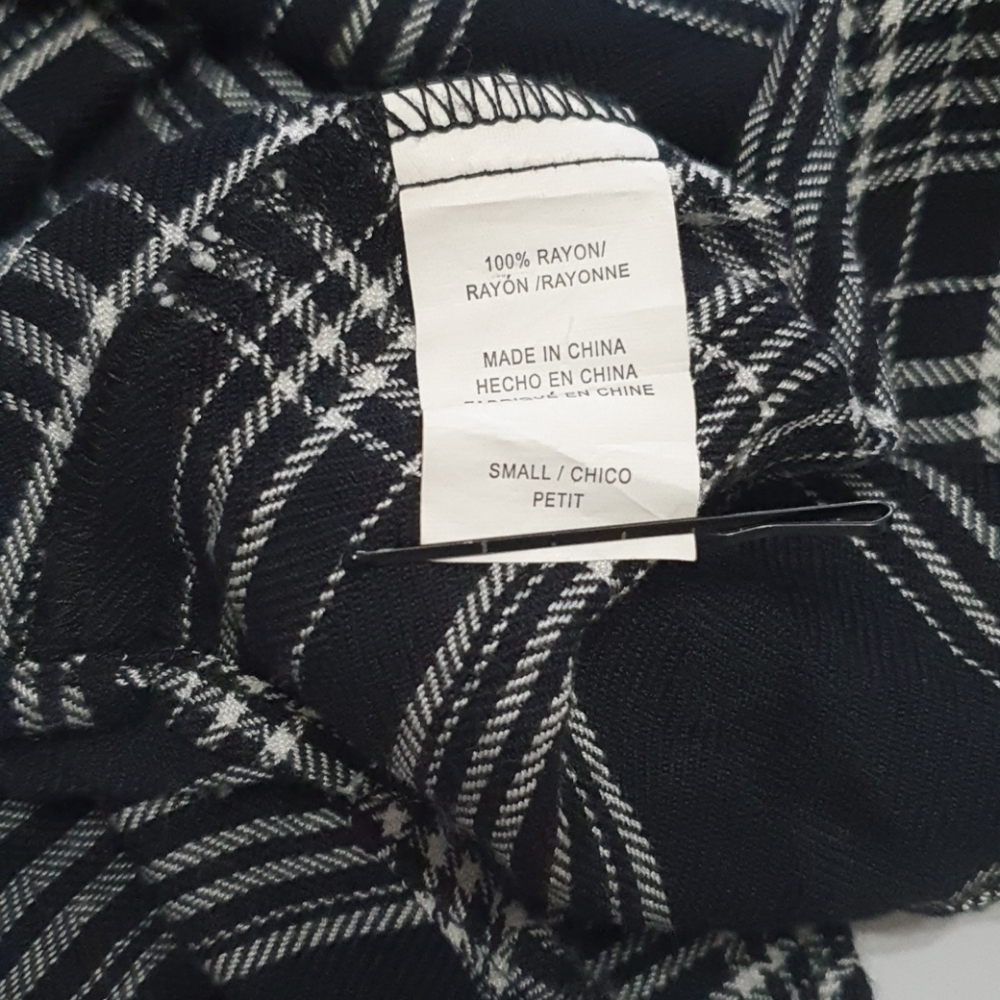 Rails Black Plaid Button Down Sleeveless Shirt - image 6